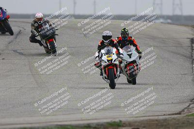 media/Nov-29-2025-TrackDaz (Sat) [[10ae2d9bce]]/B Group/Session 3 (Outside Grapevine)/